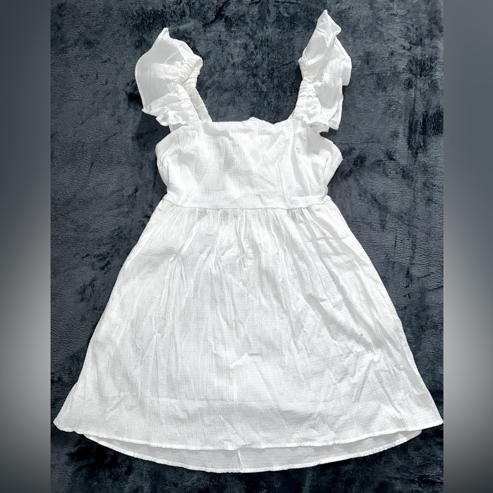 NWT Francesca’s Short White Dress